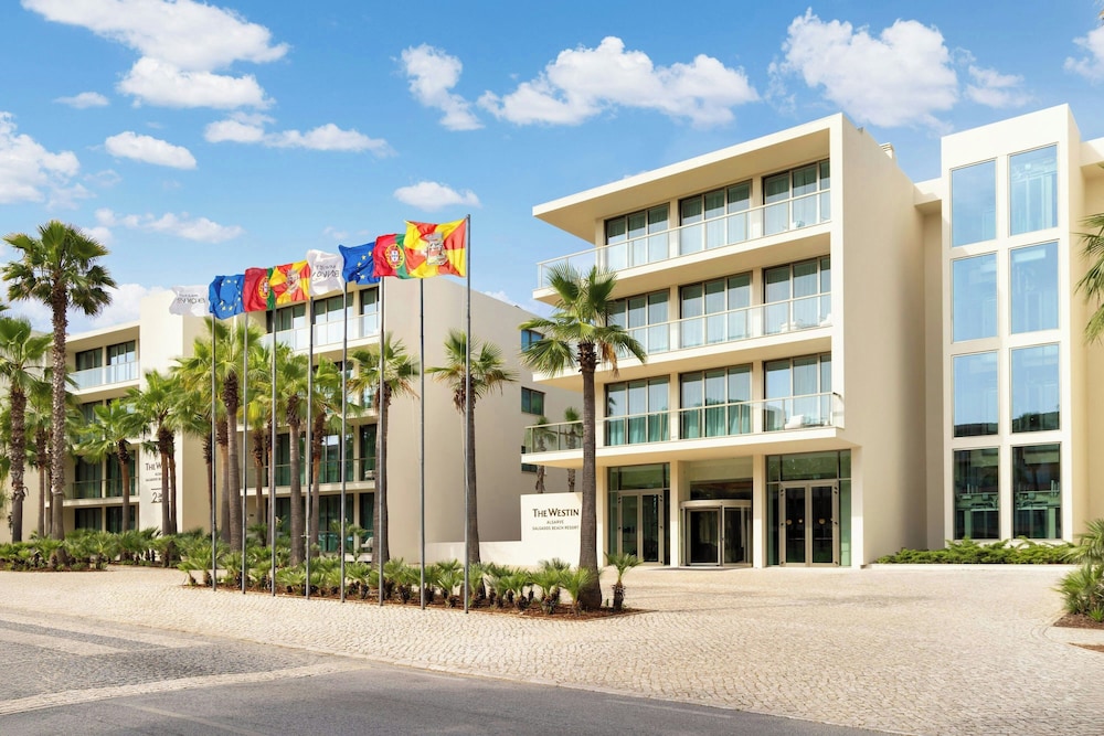 The Westin Salgados Beach Resort, Algarve — Hotel building in Albufeira, Faro