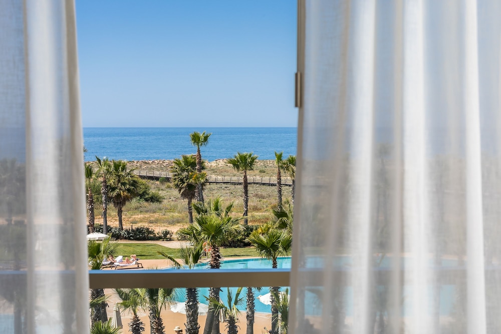 The Westin Salgados Beach Resort, Algarve — Beach in Albufeira, Faro