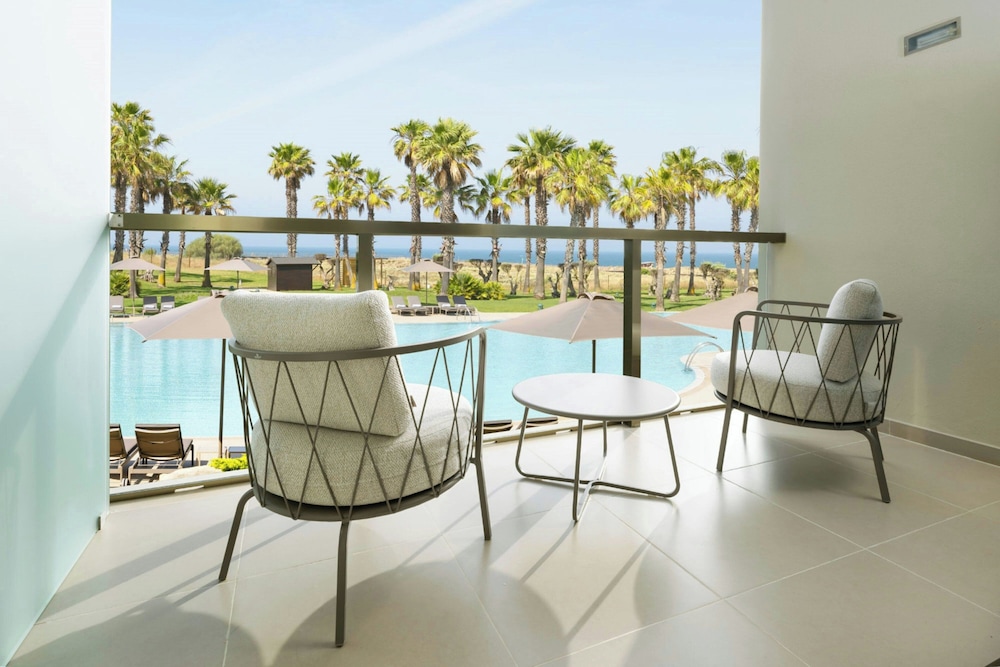 The Westin Salgados Beach Resort, Algarve — Hotel rooms in Albufeira, Faro