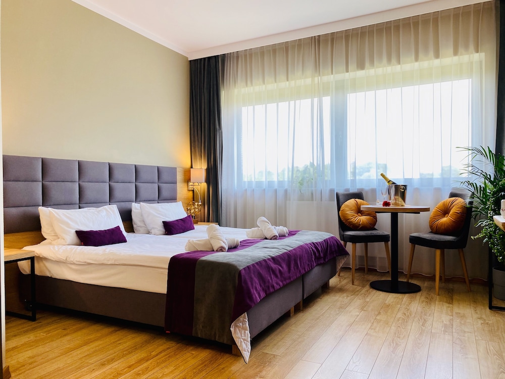 CONRAD Comfort Hotel**** — Hotel rooms in Krakow, Lesser Poland
