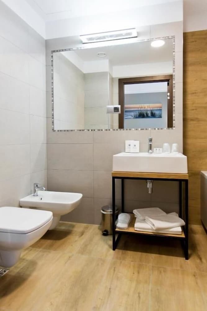 CONRAD Comfort Hotel**** — Hotel rooms in Krakow, Lesser Poland