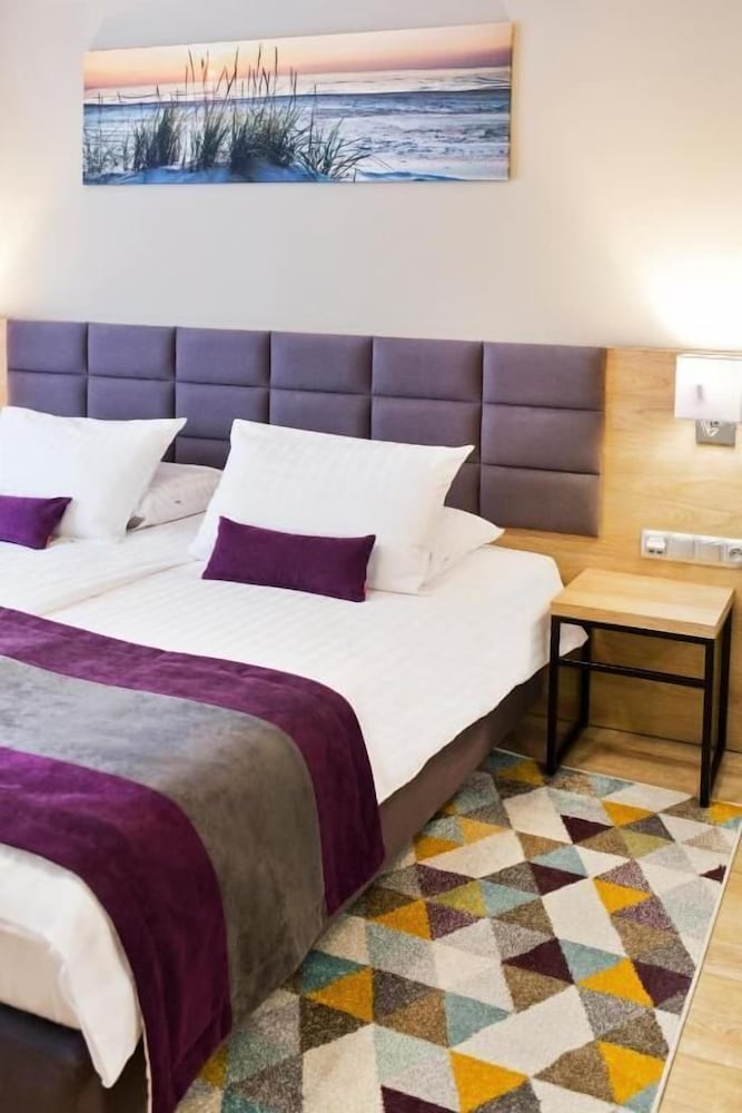 CONRAD Comfort Hotel**** — Hotel rooms in Krakow, Lesser Poland