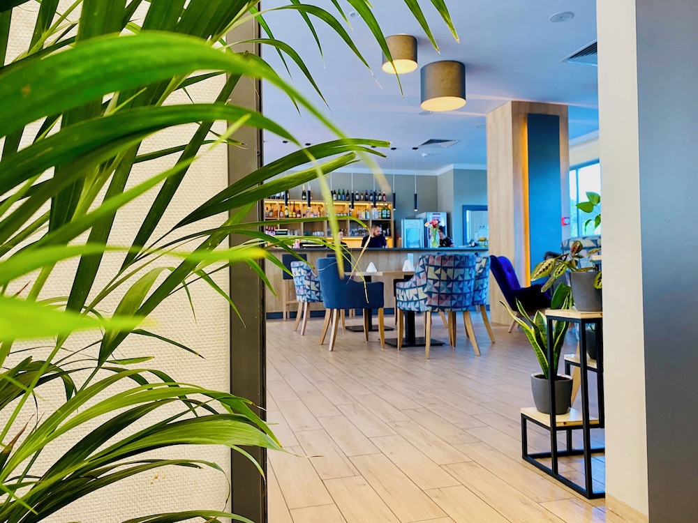 CONRAD Comfort Hotel**** — Restaurant & bars in Krakow, Lesser Poland