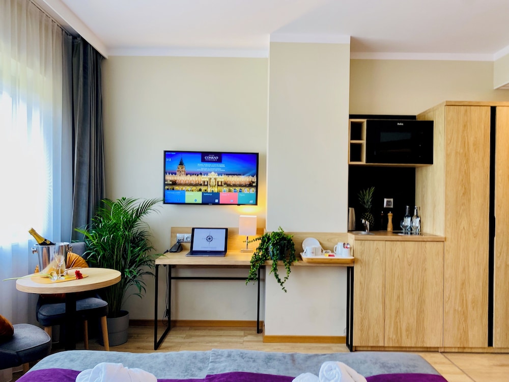 CONRAD Comfort Hotel**** — Hotel rooms in Krakow, Lesser Poland