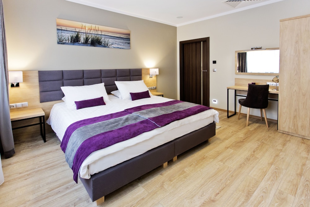 CONRAD Comfort Hotel**** — Hotel rooms in Krakow, Lesser Poland
