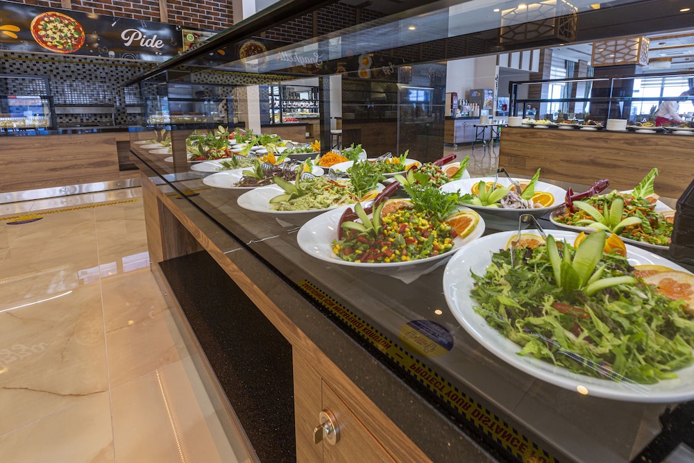 Lonicera Premium — Restaurant & bars in Alanya