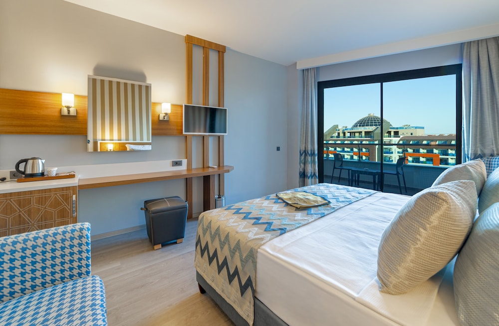 Lonicera Premium — Hotel rooms in Alanya