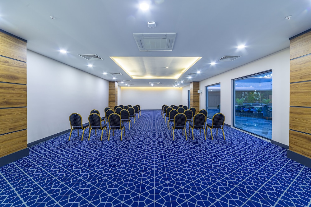 Lonicera Premium — Hotel rooms in Alanya