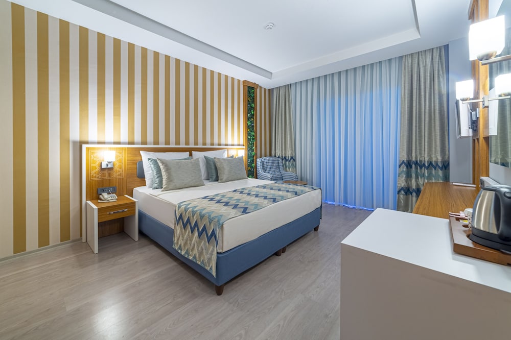 Lonicera Premium — Hotel rooms in Alanya