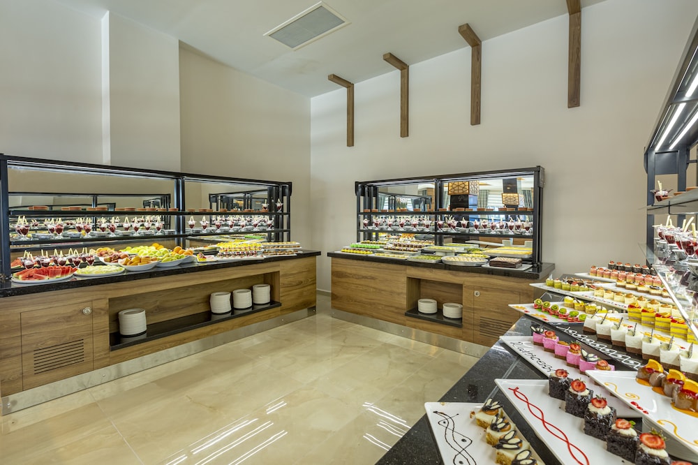 Lonicera Premium — Restaurant & bars in Alanya