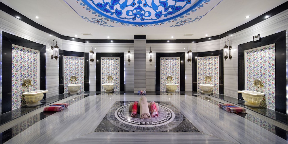 Villa Sunflower Hotel — Spa in Alanya
