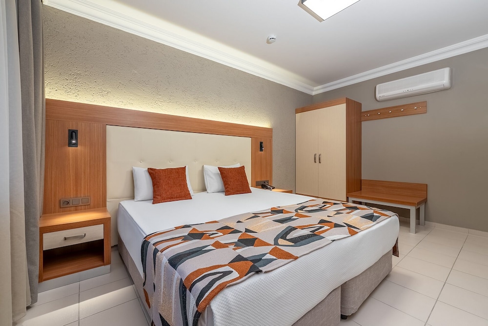 Villa Sunflower Hotel — Hotel rooms in Alanya