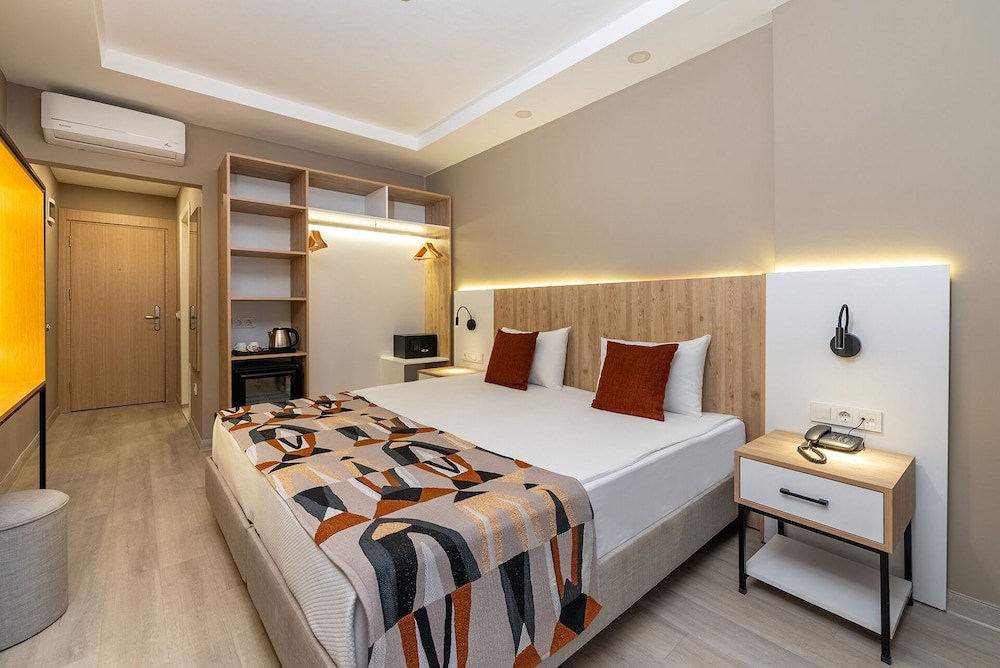 Villa Sunflower Hotel — Hotel rooms in Alanya
