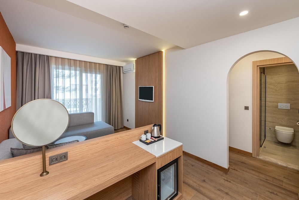 Villa Sunflower Hotel — Hotel rooms in Alanya