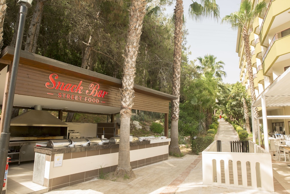 Miarosa Incekum Beach - All Inclusive — View in Avsallar