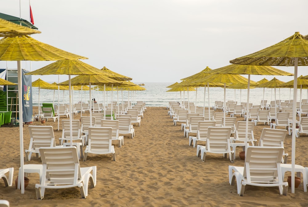 Miarosa Incekum Beach - All Inclusive — Outdoor in Avsallar