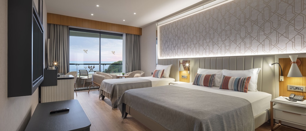 Mylome Luxury Hotel & Resort - Ultra All Inclusive — Hotel rooms in Okurcalar
