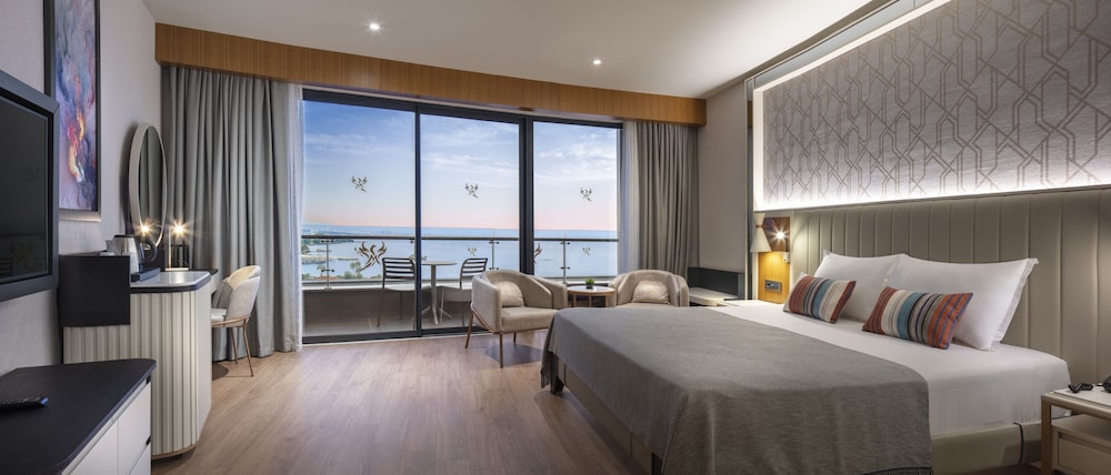 Mylome Luxury Hotel & Resort - Ultra All Inclusive — Hotel rooms in Okurcalar