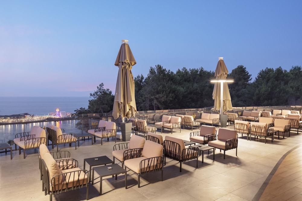 Mylome Luxury Hotel & Resort - Ultra All Inclusive — Restaurant & bars in Okurcalar