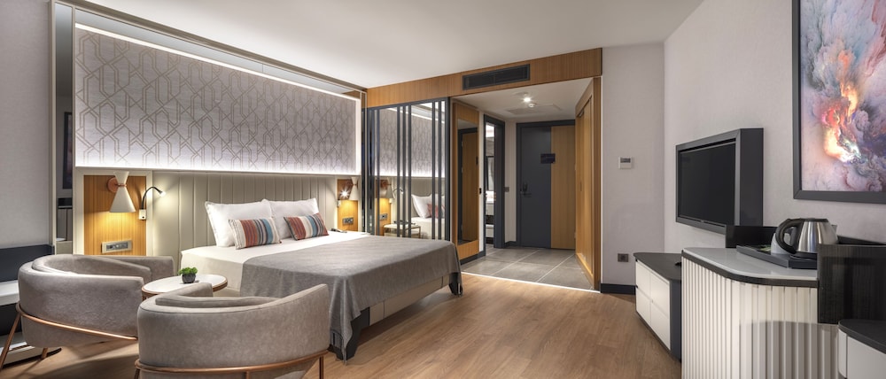 Mylome Luxury Hotel & Resort - Ultra All Inclusive — Hotel rooms in Okurcalar