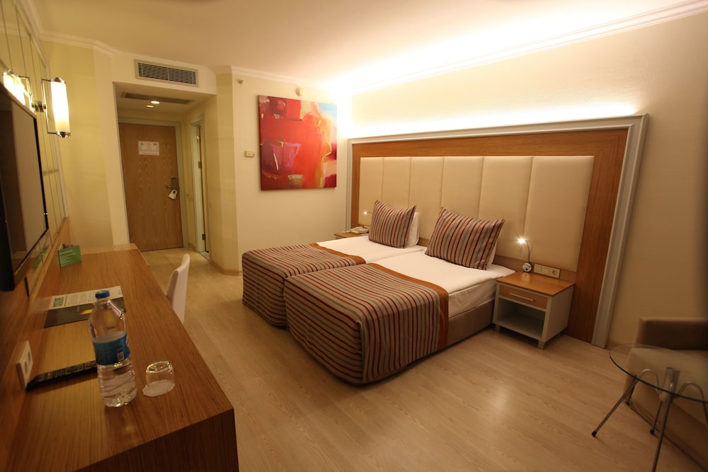 AQI Pegasos Resort - All inclusive — Hotel rooms in Avsallar