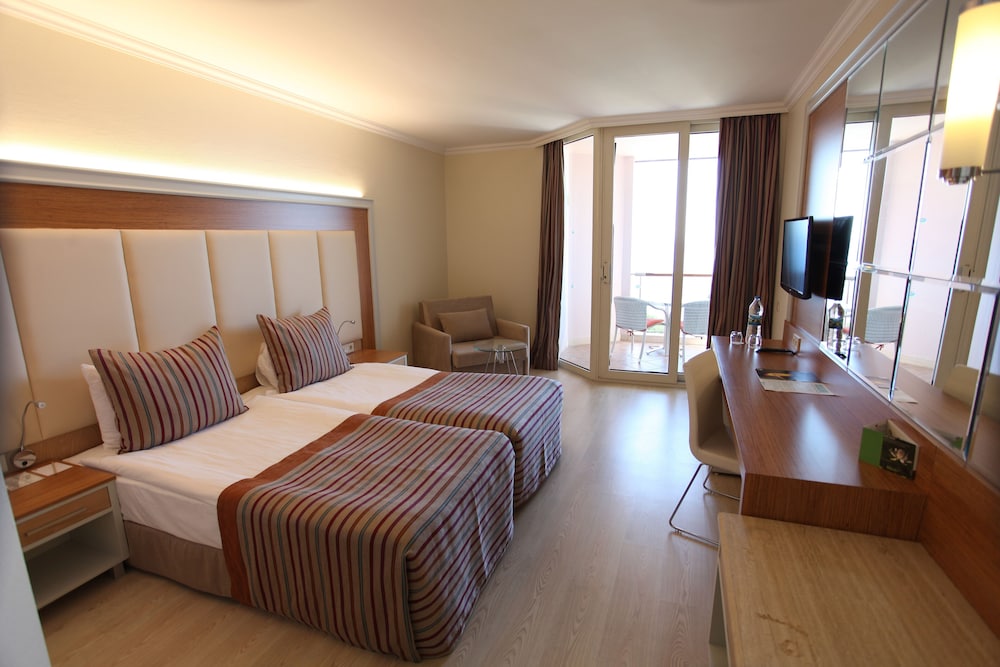 AQI Pegasos Resort - All inclusive — Hotel rooms in Avsallar