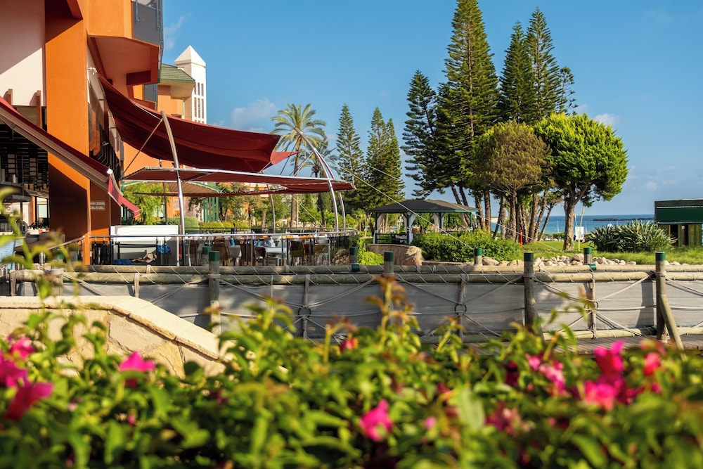 AQI Pegasos Resort - All inclusive — Restaurant & bars in Avsallar