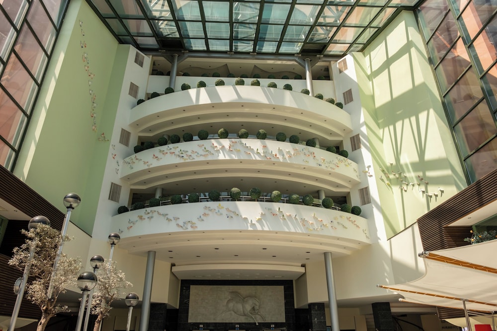 AQI Pegasos Resort - All inclusive — Hotel building in Avsallar
