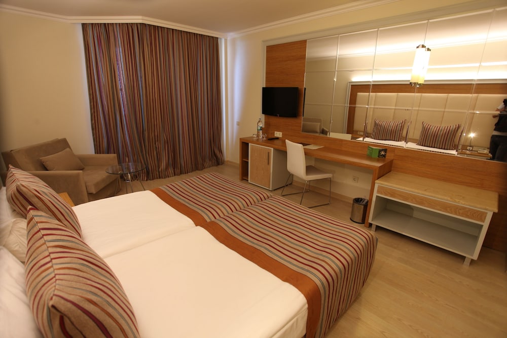 AQI Pegasos Resort - All inclusive — Hotel rooms in Avsallar