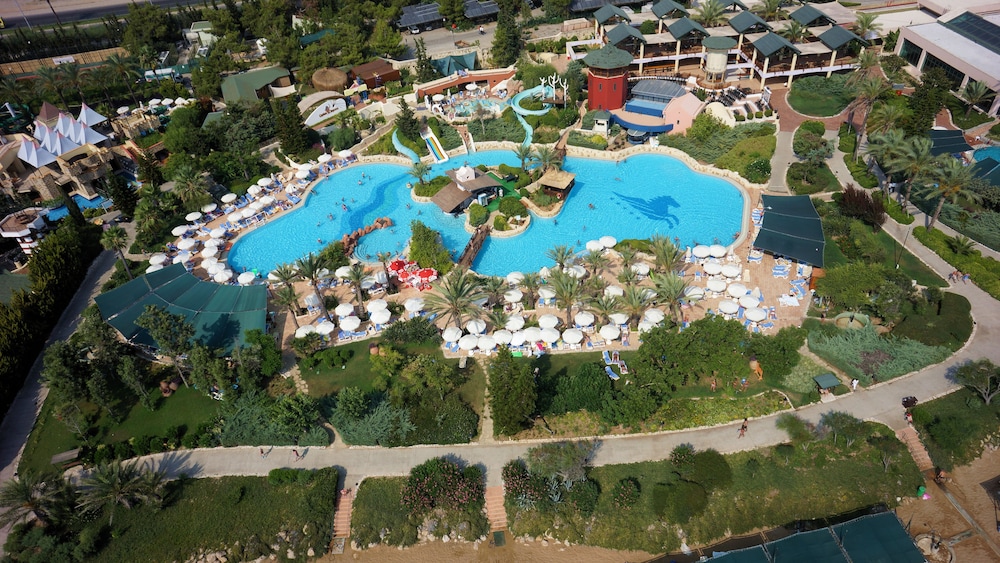 AQI Pegasos Resort - All inclusive — Swimming pool in Avsallar