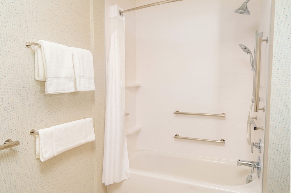 Holiday Inn Express & Suites Las Vegas - E Tropicana by IHG — Hotel rooms in Las Vegas, Nevada