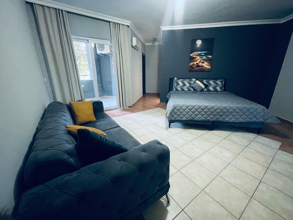 Grand Alisa Hotel — Hotel rooms in Alanya