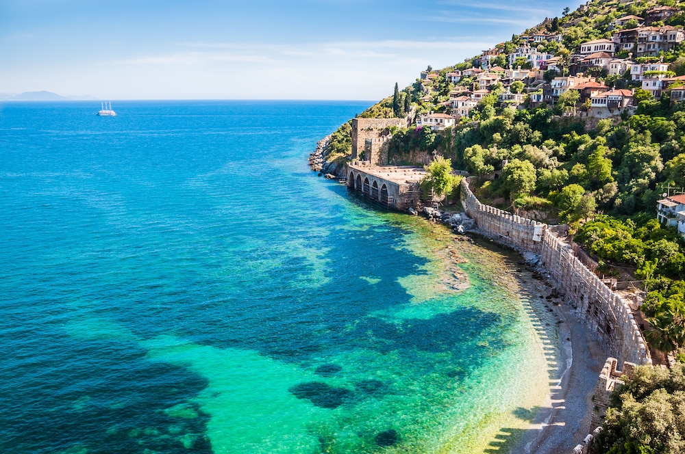 Grand Alisa Hotel — Beach in Alanya