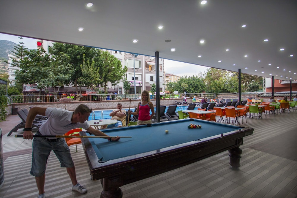 Kleopatra Ada Beach Hotel — Sports & recreation in Alanya
