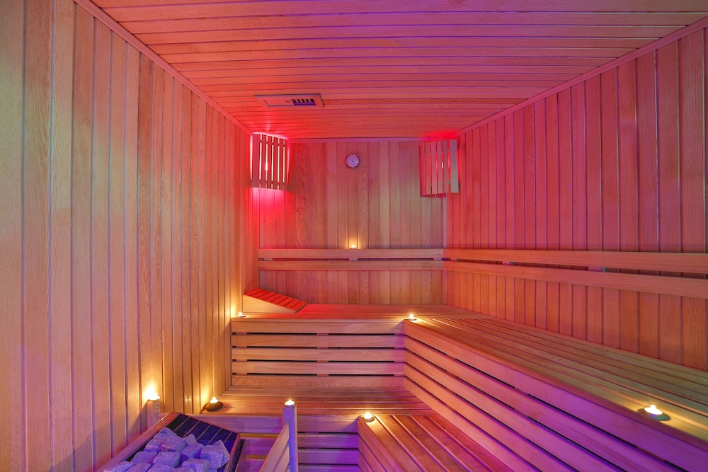 Kleopatra Ada Beach Hotel — Spa in Alanya
