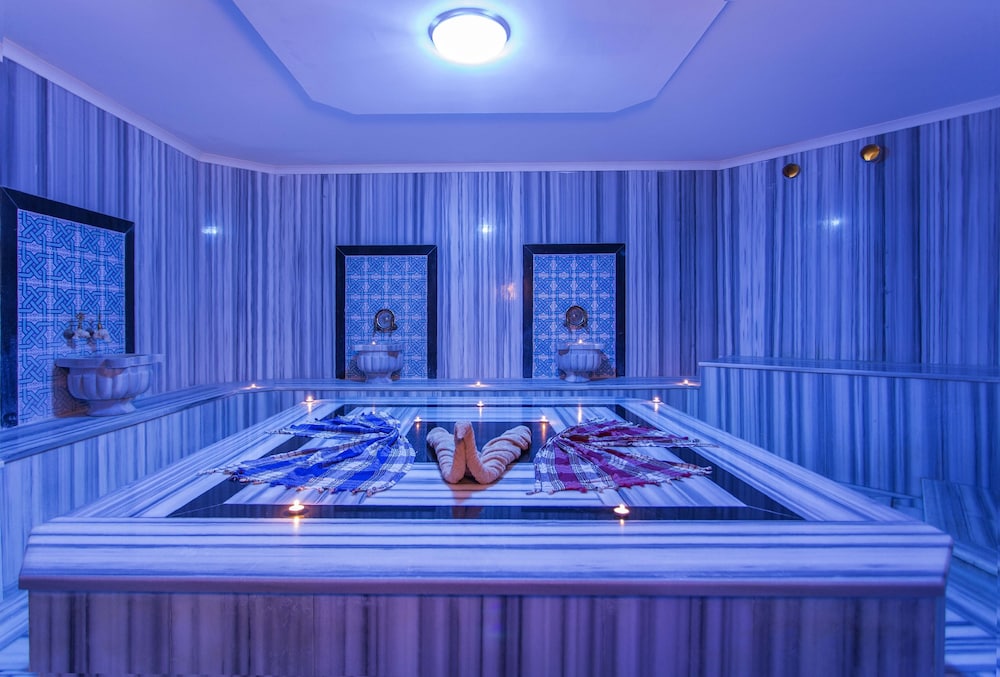 Kleopatra Ada Beach Hotel — Spa in Alanya