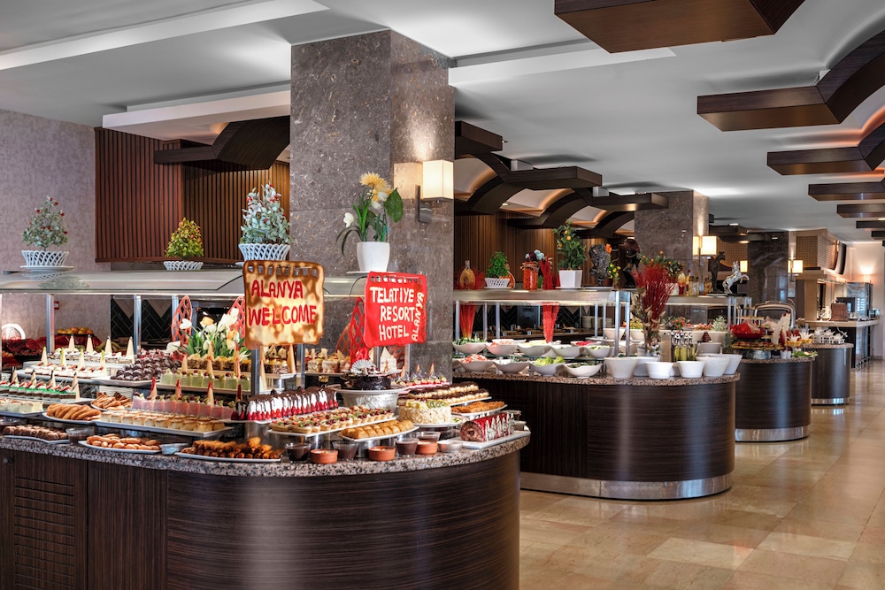 Telatiye Resort Hotel - All Inclusive — Restaurant & bars in Alanya