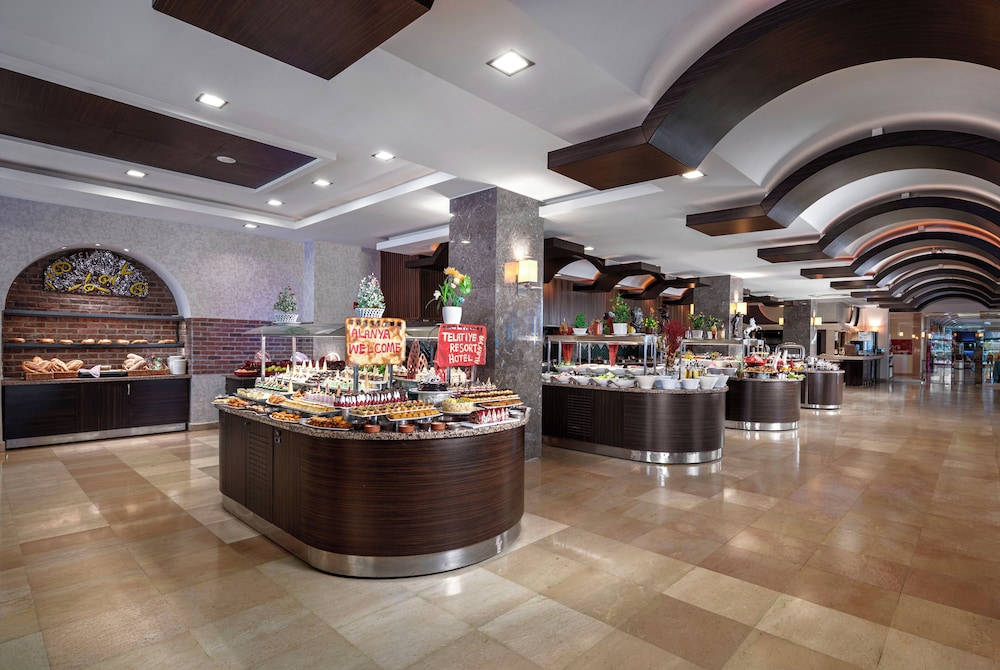 Telatiye Resort Hotel - All Inclusive — Restaurant & bars in Alanya