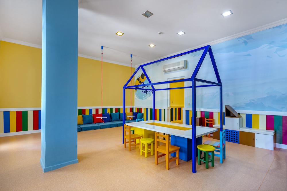 Telatiye Resort Hotel - All Inclusive — Attractions for children in Alanya