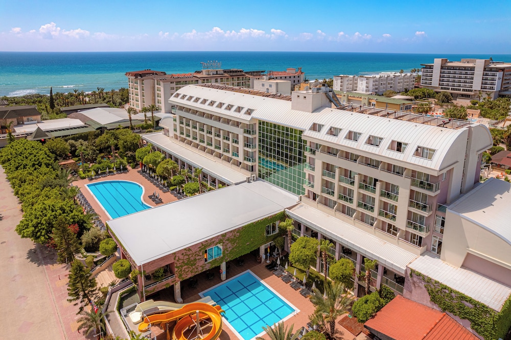 Telatiye Resort Hotel - All Inclusive — Main photo in Alanya