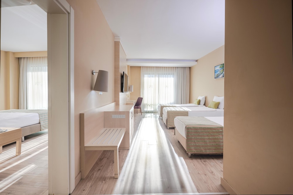 Xafira Deluxe Resort & Spa - All Inclusive — Alanya