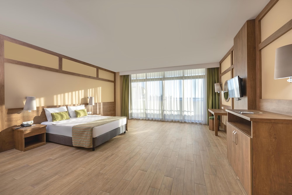 Xafira Deluxe Resort & Spa - All Inclusive — Alanya