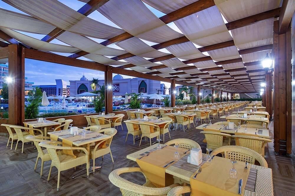 Xafira Deluxe Resort & Spa - All Inclusive — Restaurant in Alanya