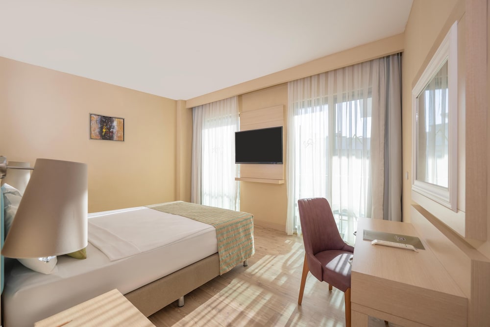 Xafira Deluxe Resort & Spa - All Inclusive — Alanya