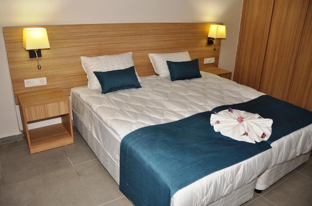 Kleopatra Tuna Apart Hotel — Hotel rooms in Alanya