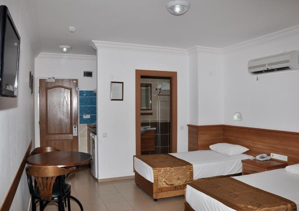 Kleopatra Tuna Apart Hotel — Hotel rooms in Alanya