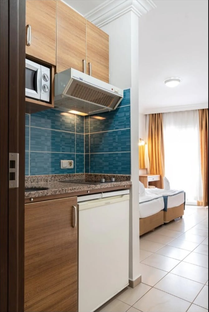 Kleopatra Tuna Apart Hotel — Hotel rooms in Alanya