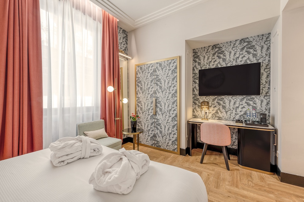 H10 Palazzo Galla — Hotel rooms in Rome, Lazio