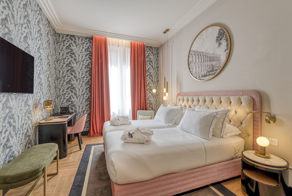 H10 Palazzo Galla — Hotel rooms in Rome, Lazio