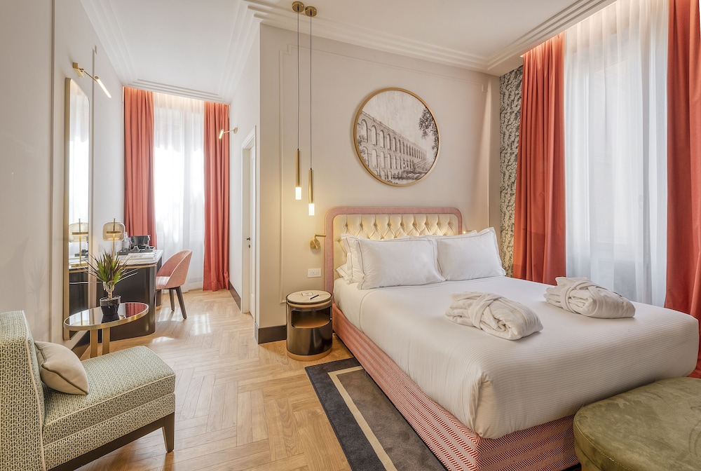 H10 Palazzo Galla — Hotel rooms in Rome, Lazio